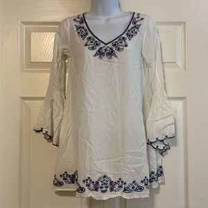 DOUBLE ZERO, blouse, small, like new, billowing sleeves